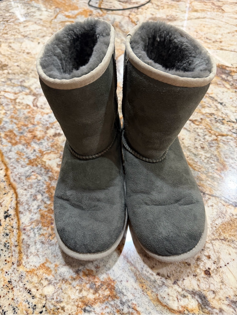 Kids uggs